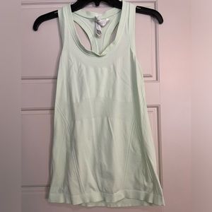 Athleta Momentum Seamless Tank